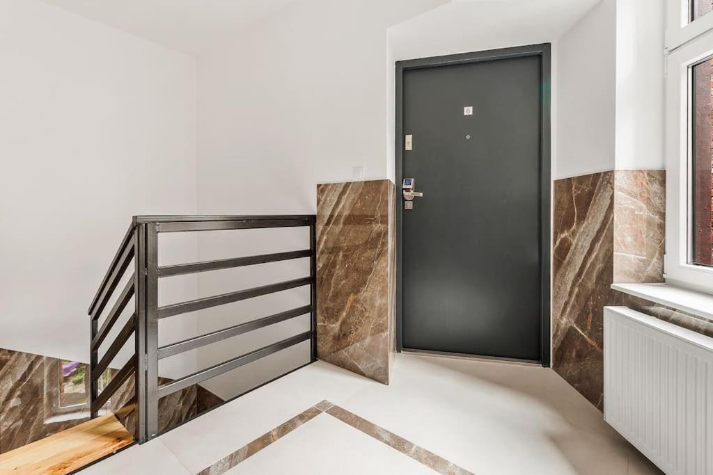 Apartmán Niewielki Z Dwoma Sypialniami- Self Check-in